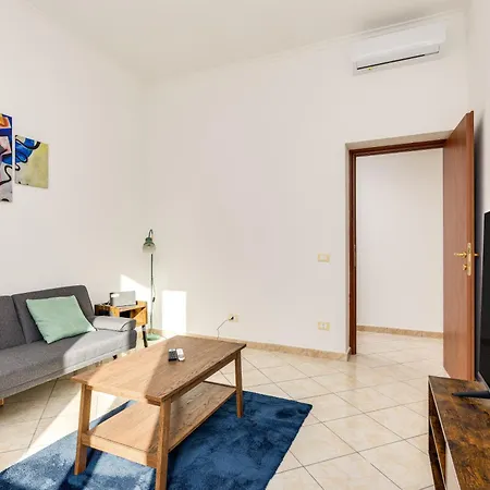 Apartment Magenta Tiburtino *
